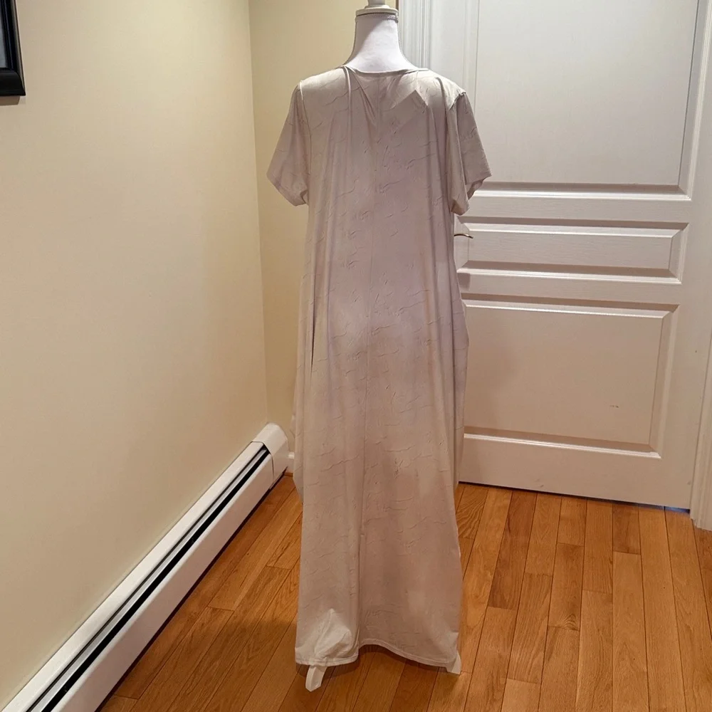 Beautiful summer dress by Kara Chic NWT - Picture 3 of 13